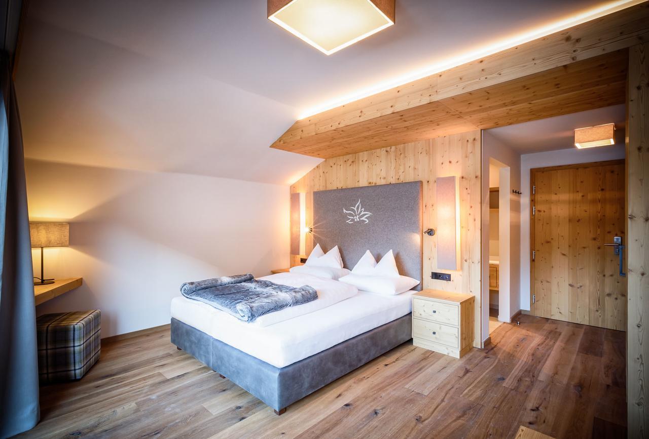 Hotel & Chalets Edelweiss Madonna Kültér fotó